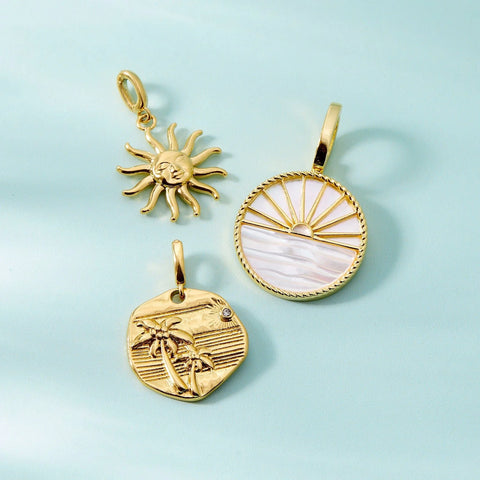 Harper Beach Scene Charm